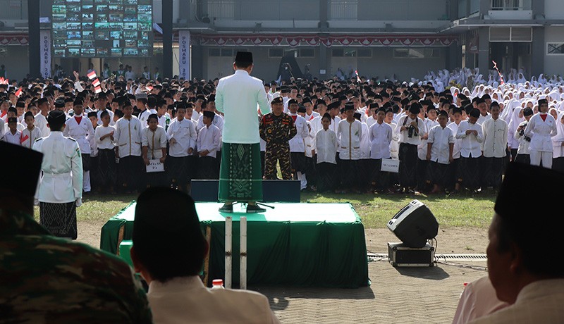 Ribuan Orang Peringati Hari Santri Nasional di Ponpes Tebuireng - Bagian 2