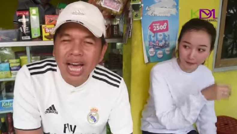 Intip Kegiatan Sehari-Hari Salmah Suci Penjual Nasi Uduk Cantik di Purwakarta