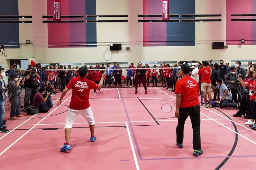 Pebulu Tangkis Candra Wijaya Meriahkan Turnamen Bulu Tangkis Persahabatan PDI Perjuangan - Bagian 4