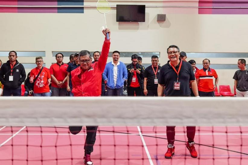 Pebulu Tangkis Candra Wijaya Meriahkan Turnamen Bulu Tangkis Persahabatan PDI Perjuangan - Bagian 5