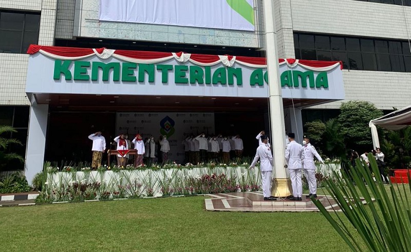 Kementerian Agama Gelar Upacara Peringatan Hari Santri Nasional 2022