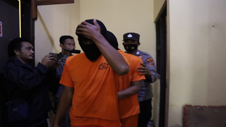 Waduh, 2 Penganiaya Ini Injak Korban Terkapar saat Pertandingan Sepak Bola di Sukabumi