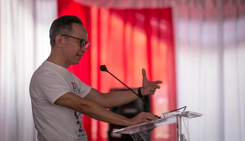 Edukasi Literasi Keuangan, OJK Luncurkan Mobil SiMolek di Karanganyar - Bagian 2