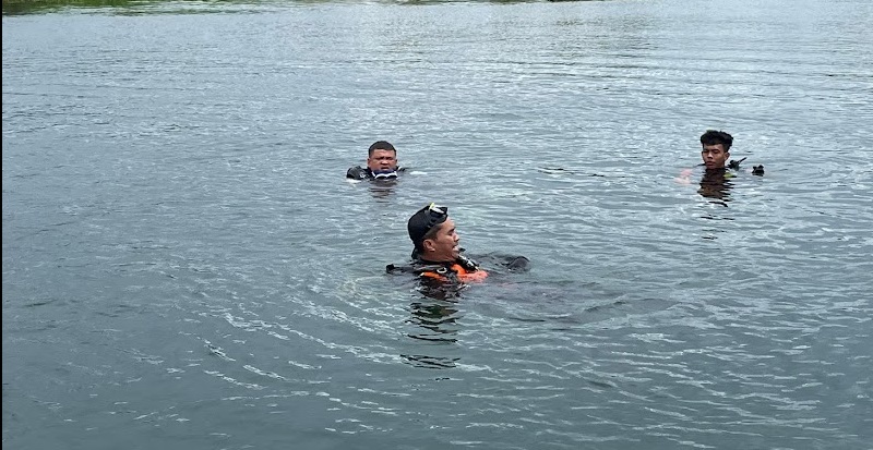 Pencarian Wisatawan yang Hilang di Pantai Pasir Putih Danau Toba Belum Ditemukan, Ini Kendalanya