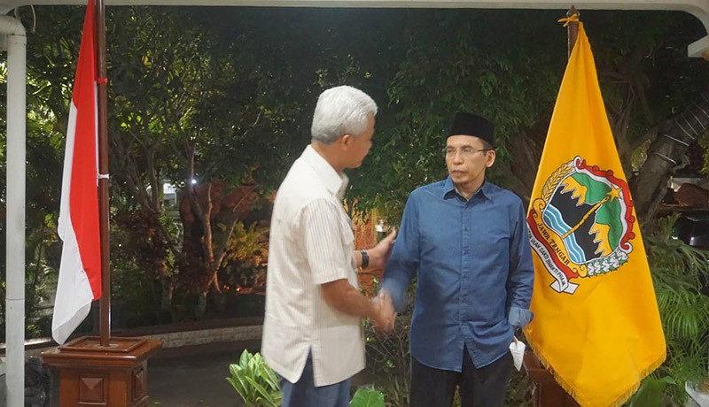 Momen Pertemuan TGB Zainul Majdi dan Ganjar Pranowo di Semarang  - Bagian 3