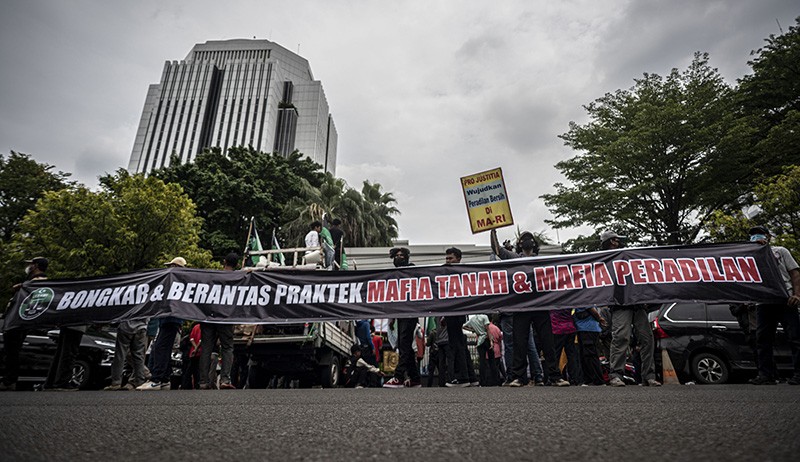 Aksi Jahit Mulut Tuntut Berantas Mafia Tanah - Bagian 2