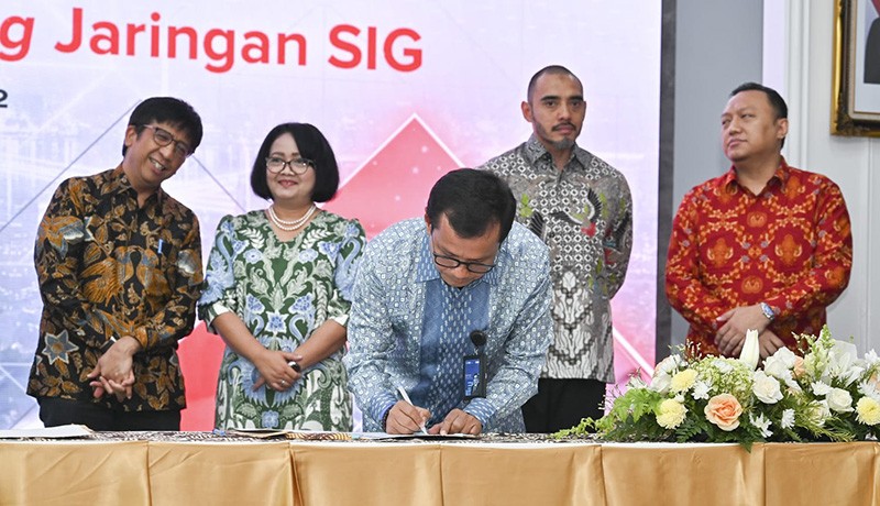 Tingkatkan Fasilitas Pembiayaan Retailer Toko Bangunan, SIG Gandeng Sejumlah Perusahaan BUMN - Bagian 3