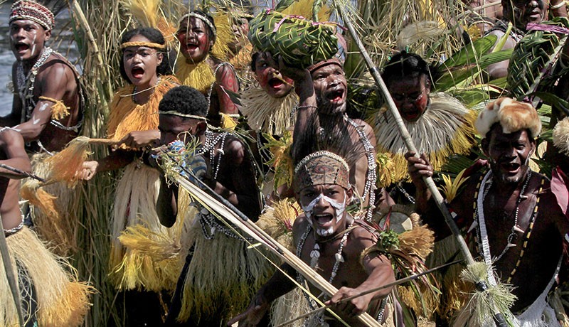 Kemeriahan Festival Danau Sentani ke-13 - Bagian 2