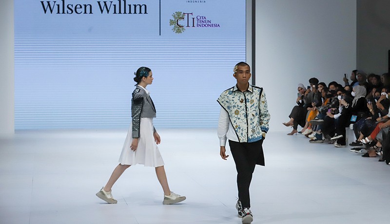 Busana Konsep Ode to Mother Earth Hadir di JFW 2023 - Bagian 2