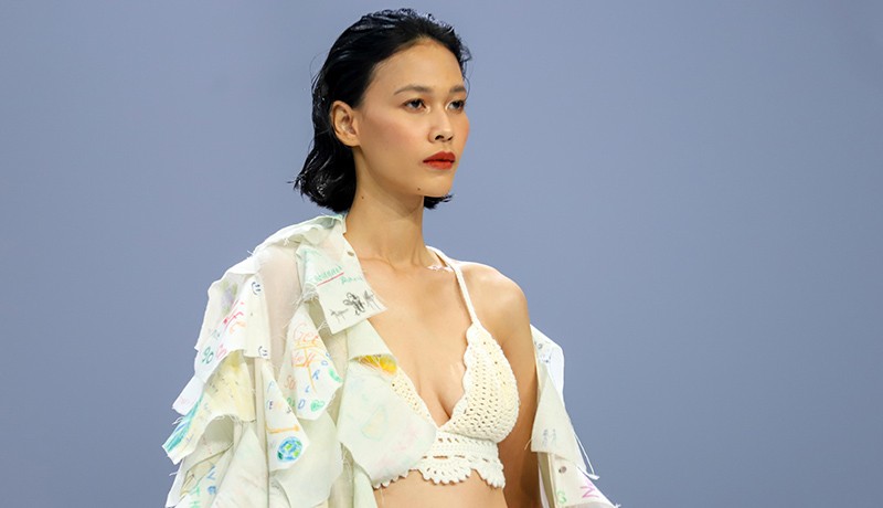 Busana Konsep Ode to Mother Earth Hadir di JFW 2023 - Bagian 4