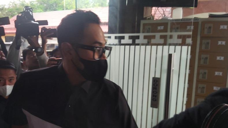 Diperiksa Terkait Tragedi Kanjuruhan, Juragan 99 Penuhi Panggilan Polda Jatim