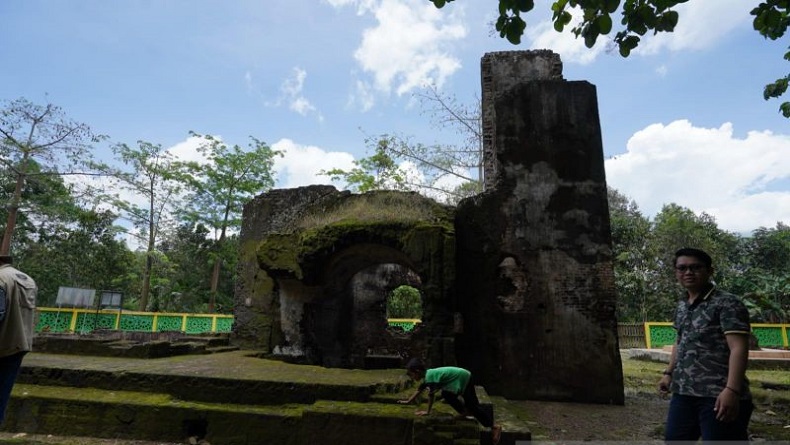 title Bekas Tambang Batu Bara Oranje Nassau Banjar Bakal Disiapkan Jadi Tempat Wisata  Bekas Tambang Batu Bara Oranje Nassau Banjar Bakal Disiapkan Jadi Tempat Wisata
