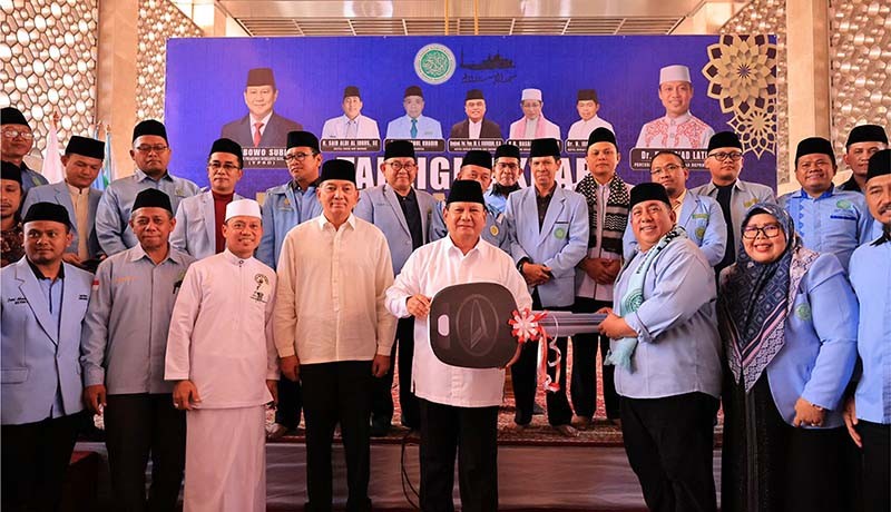 Prabowo Sumbang 25 Mobil Operasional untuk Bantu Pemeliharaan 100.000 Masjid - Bagian 1