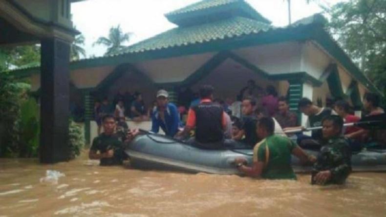 Banjir Besar Landa Lampung Selatan, 3 Orang Tewas, 1 Hilang