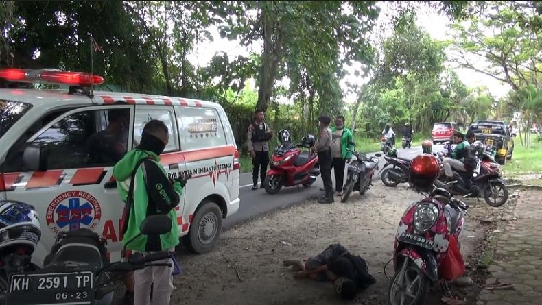 Pemotor di Palangka Raya Bikin Heboh Tidur di Pinggir Jalan, Ternyata Mabuk