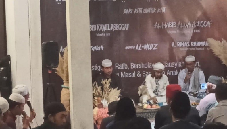 Gelar Sholawat Not Dead, Komunitas Cadas dan Bikers di Sukabumi Peringati Maulid Nabi  