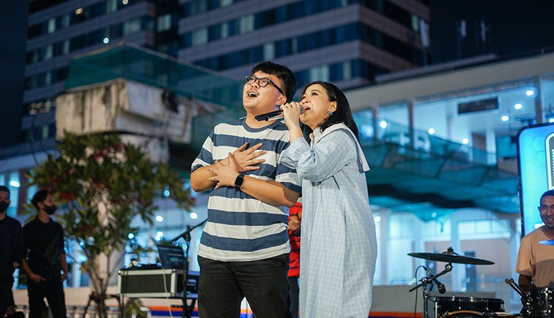 Astrid Ajak Pengunjung Anjungan Sarinah Galau Bersama - Bagian 2