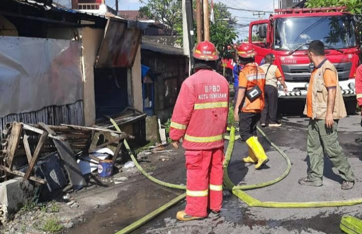 Bengkel Cat Motor di Denpasar Meledak, Polisi: 5 Orang Terluka