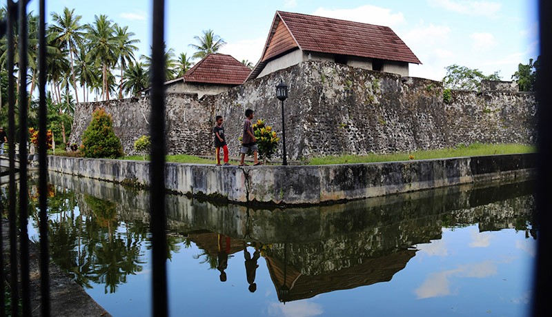 Benteng Barnaveld Peninggalan Portugis di Pulau Bacan - Bagian 1