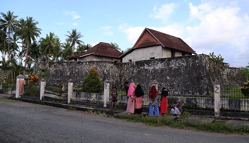Benteng Barnaveld Peninggalan Portugis di Pulau Bacan - Bagian 2