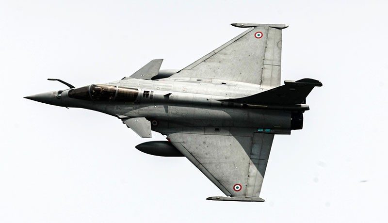 Begini Manuver Pesawat Tempur Rafale di Langit Jakarta - Bagian 1