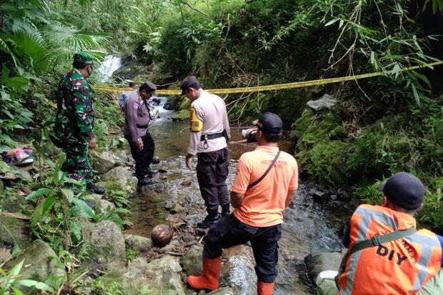 title Bocah 13 Tahun Asal Kulonprogo Tewas Tersengat Listrik saat Hendak Mandi di Sungai Bocah 13 Tahun Asal Kulonprogo Tewas Tersengat Listrik saat Hendak Mandi di Sungai