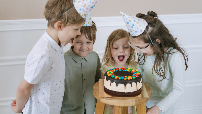 Barakallah Fii Umrik Artinya Tak Hanya Sebatas Ucapan, Begini Cara Membalasnya