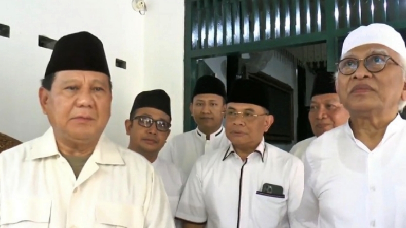 Kunjungan ke Gus Mus Dikaitkan dengan Pencapresan, Prabowo: Pak Kiai Sudah Mengerti