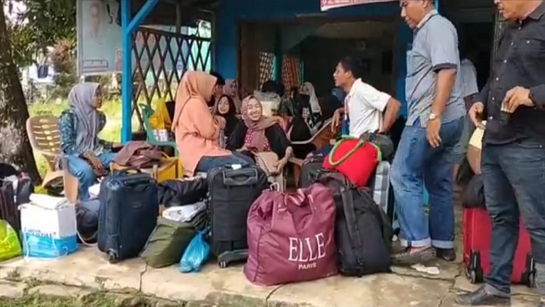 Cerita Warga Terjebak Banjir Aceh Tamiang, Terpaksa Menginap di Jalan