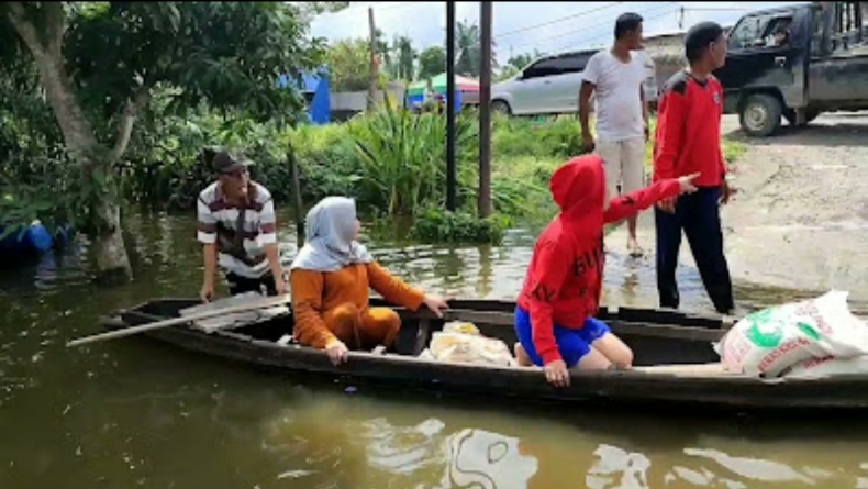 title Banjir Langkat, Kader Partai Perindo Kirim 1.000 Paket Sembako untuk Para Korban Banjir Langkat, Kader Partai Perindo Kirim 1.000 Paket Sembako untuk Para Korban
