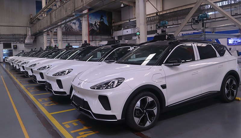 Deretan Mobil Taksi Tanpa Pengemudi Buatan China - Bagian 1