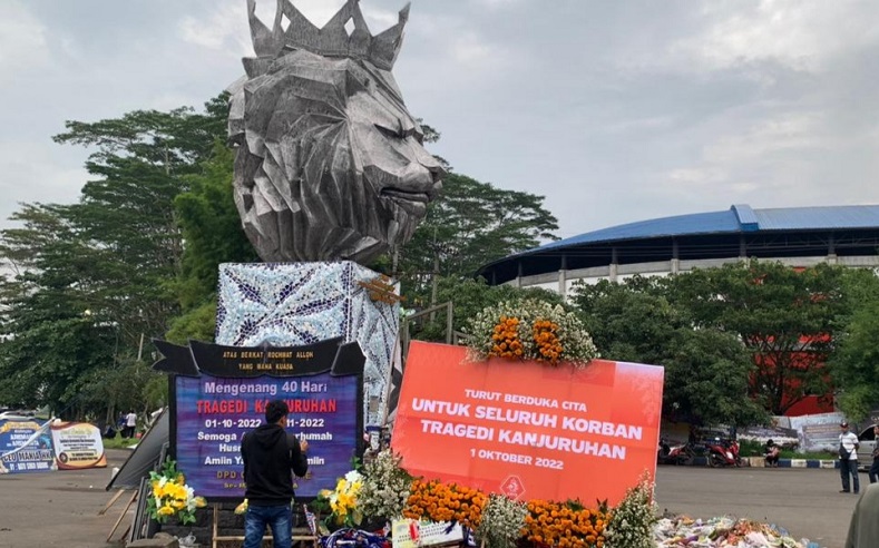 40 Hari Tragedi Kanjuruhan, Federasi Sepak Bola Belanda Kirim Karangan Bunga