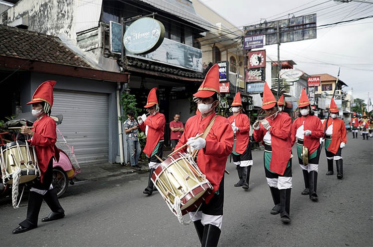 Bregada Sosromenduran, Penjaga Keamanan yang Jadi Ikon Baru Wisata di Malioboro