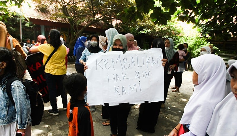 SDN 1 Pondok Cina akan Dibangun Masjid Raya Depok, Orang Tua Murid Protes - Bagian 2