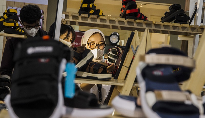 Festival Sentra Cibaduyut Pamerkan Produk UMKM Sepatu Kulit - Bagian 2