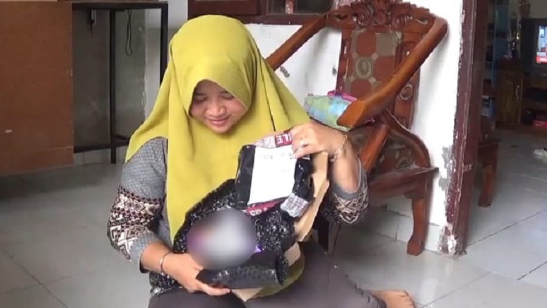 Duh! Pasutri di Bekasi Beli STB dari Toko Online, Pas Dibuka Ternyata Sabun Cuci