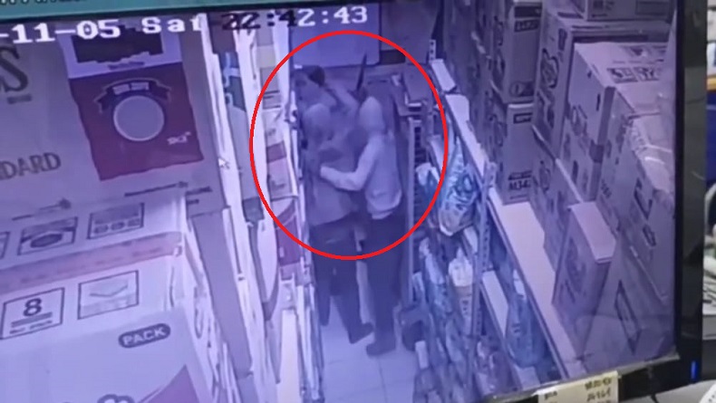 Buru 2 Perampok Bersenjata Golok di Minimarket Soreang Bandung, Polisi Periksa 10 Saksi