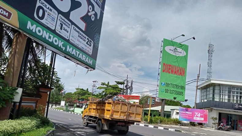 Jalur Truk Pengangkut Sampah di Kota Mataram Dialihkan Selama WSBK Mandalika