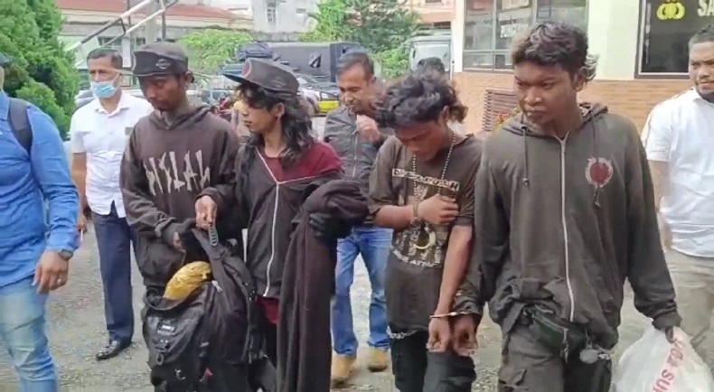 Bawa 13 Kg Ganja, 4 Anak Punk di Padangsidimpuan Dibekuk Polisi