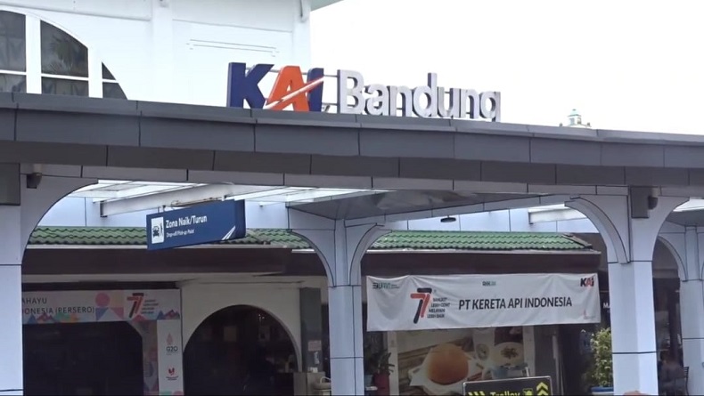 PT KAI Daop 2 Bandung Buka Pemesanan Tiket Natal dan Tahun Baru