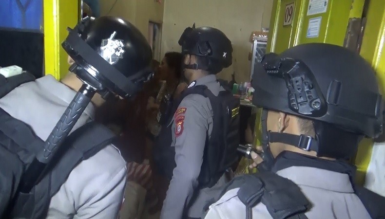 Kencan Batal Gegara Wajah Beda dengan Foto, PSK di Makassar Ancam Tamu dengan Gunting