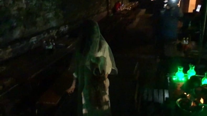 Unik, Kuliner Horor di Bandung, Bersantap Ditemani Hantu Gentayangan