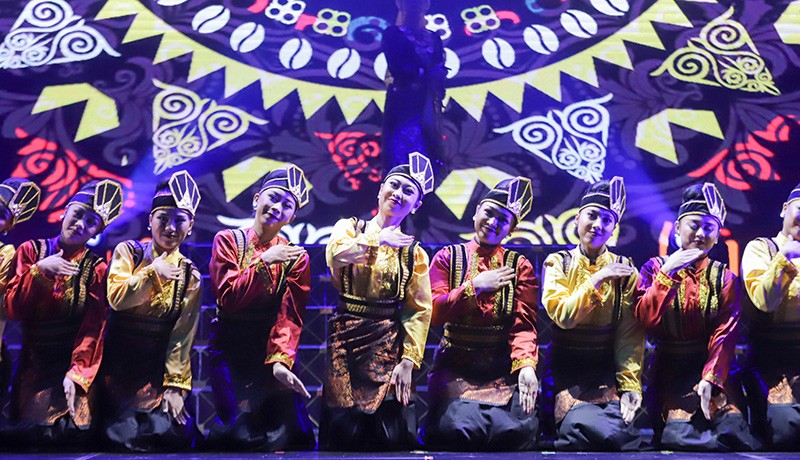 Pagelaran Sabang Merauke Hadirkan Seniman Lintas Generasi - Bagian 3