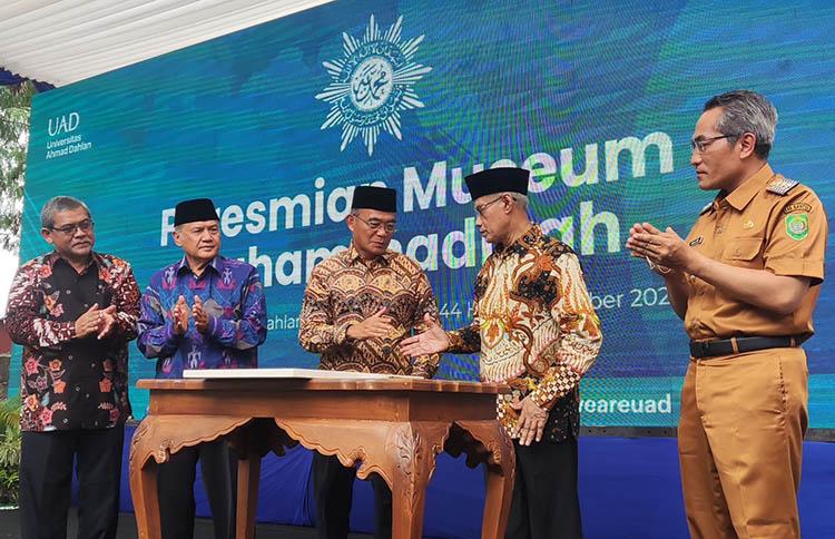 Resmikan Museum Muhammadiyah, Muhadjir Effendy:Hadiah Presiden Jokowi