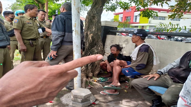 Laki-laki Mengamuk di Depan RSUD M Ashari Pemalang, Ternyata…..