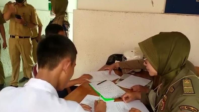 Berkeliaran saat Jam Sekolah, Belasan Siswa Dirazia Satpol PP Pemalang