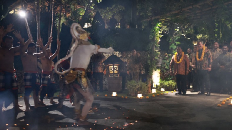 Seniman Bali Bangga Bisa Tampil di Depan Prabowo dan Menhan Turki