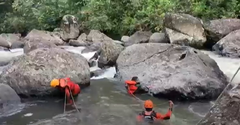 Cari Anggota TNI yang Hilang Terbawa Arus, Tim Gabungan Susuri Sungai Sejauh 20 Km