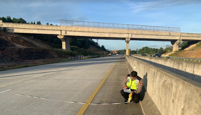 Kronologi Kecelakaan Tunggal di Tol Balsam hingga Mengakibatkan 2 Orang Tewas