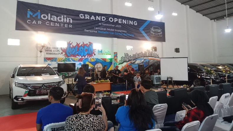 Moladin Resmi Buka Car Center Perdana di Kota Bandung, Dilengkapi Layanan Test Drive